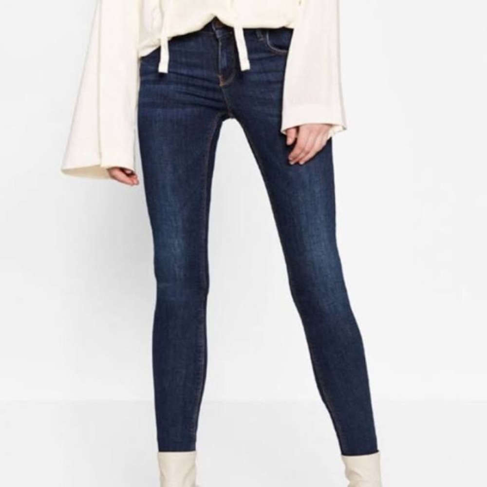 Zara Trafaluc blue jeans
